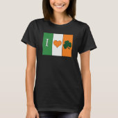 Saint Patrick's Day I Love Ireland Lucky Charm Pad Tシャツ (正面)