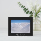 Salar de Uyuniの塩山黒いはが縁どき ポストカード (スタンド正面)