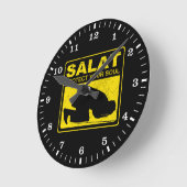 Salatはあなたの精神を保護します ラウンド壁時計 (傾斜)