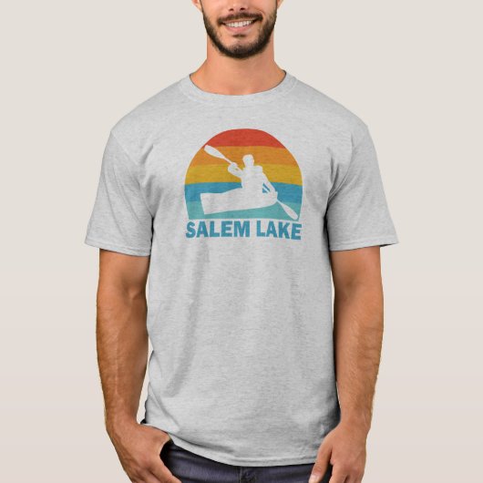 Salem Lake North Carolina Kayak Tシャツ (正面)