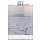Salt Flats at Dawn: Ethereal Minimalist Landscape フラスク (裏面)