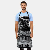 Salt Lake City Skyline Black and White Woodcut  エプロン (着用した状態)