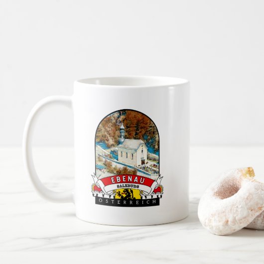 Salzburg Ebenau Österreich Souvenir コーヒーマグカップ (ドーナツ)