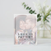 Same Love 違う Date退色した写真タイポグラフィ 案内ポストカード (スタンド正面)