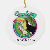 Samosirインドネシア旅行ロゴを探索する セラミックオーナメント (正面)