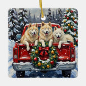 Samoyed Christmas Red Truck Holiday セラミックオーナメント (正面)