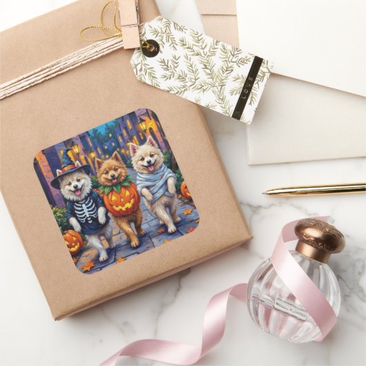 Samoyed Dogs Trick-or-Treating Halloween Costumes スクエアシール (ギフト)