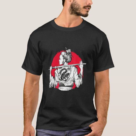 Samurai Girl Tattoo Japan Katana Sword Ninja Warri Tシャツ (正面)