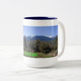 San Gorgonioの荒野のパノラマ ツートーンマグカップ
