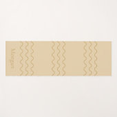 Sandy Beige Modern Wavy Lines With Custom Name ヨガマット (正面(横))