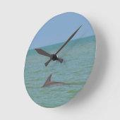 Sanibelのイルカ ラウンド壁時計 (傾斜)