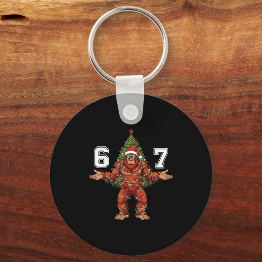 Santa Bigfoot 67 Christmas Tree Xmas Lights Funny  キーホルダー (正面)