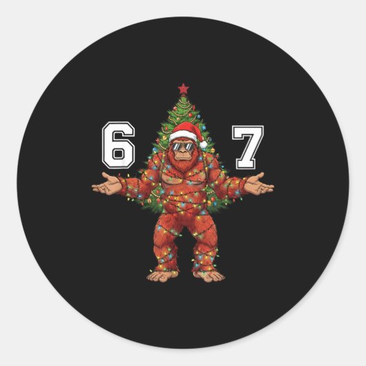 Santa Bigfoot 67 Christmas Tree Xmas Lights Funny  ラウンドシール (正面)