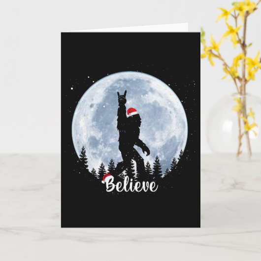 Santa Bigfoot Christmas Rock Roll Sasquatch Believ カード (黄色い花)