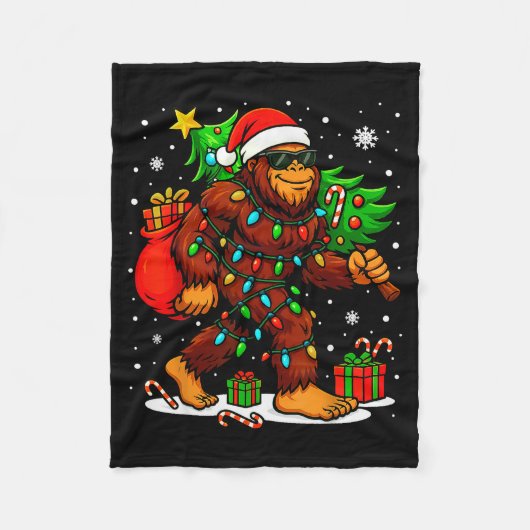 Santa Bigfoot Christmas Tree Xmas Lights Funny Sas フリースブランケット (正面)