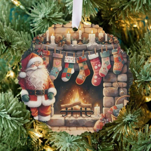 Santa by Fireplace Christmas Stockings オーナメントカード (インサイチュ (木))