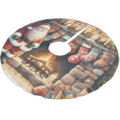 Santa by Fireplace Christmas Stockings ブラッシュドポリエステルツリースカート (アングル)