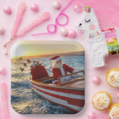 Santa Claus Driving a Speedboat ペーパープレート (パーティー)