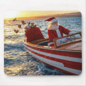 Santa Claus Driving a Speedboat マウスパッド (正面)