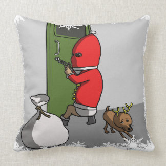 Santa Claus forgot to put on his pants（ズボンを忘れたサンタ） クッション