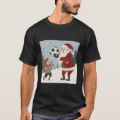 Santa Claus handing out a soccer ball Tシャツ (正面)