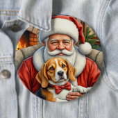 Santa Claus Holding Beagle Christmas Art 缶バッジ (インサイチュ)