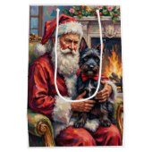 Santa Claus Holding Scottish Terrier Christmas Art ミディアムペーパーバッグ (裏面)