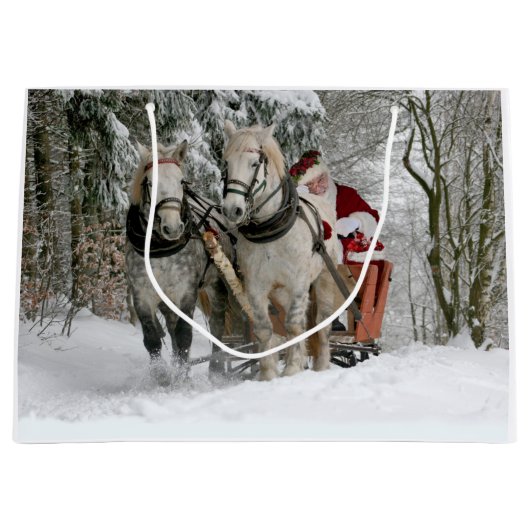 Santa Claus rides in a Horse sleigh ラージペーパーバッグ (正面)