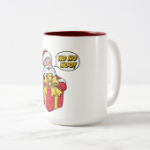 Santa Claus with Gift Box Christmas ツートーンマグカップ (正面右)