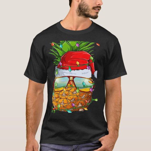 Santa Fat Pineapple Glasses Xmas Lights Pineapple  Tシャツ (正面)