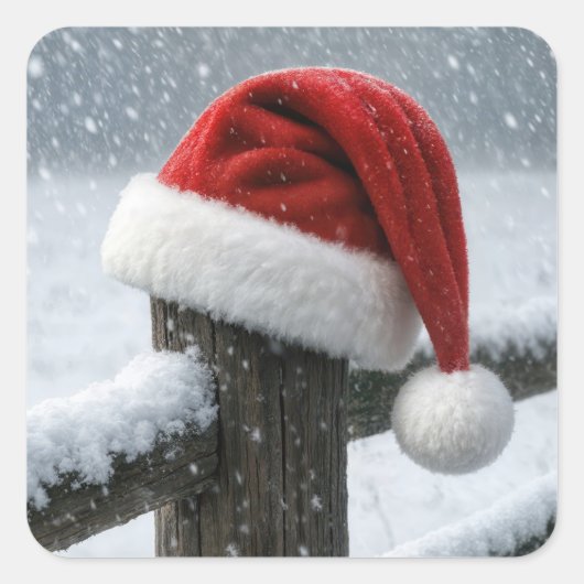 Santa Hat On a Snowy Fence Post スクエアシール (正面)