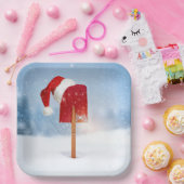 Santa Hat On Red Snow Shovel ペーパープレート (パーティー)