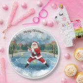 Santa is Playing Tennis Merry Christmas themed ペーパープレート (パーティー)