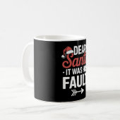 Santa It親愛は彼の悪いクリスマスのカップルのクリスマスだった コーヒーマグカップ (正面左)