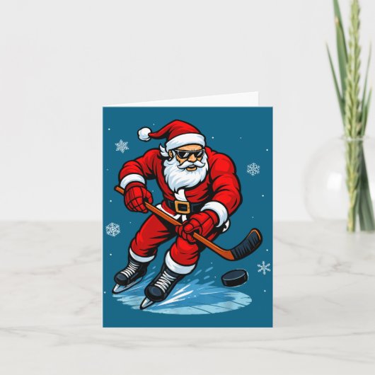 Santa Playing Ice Hockey Xmas Funny Christmas Hock カード (正面)