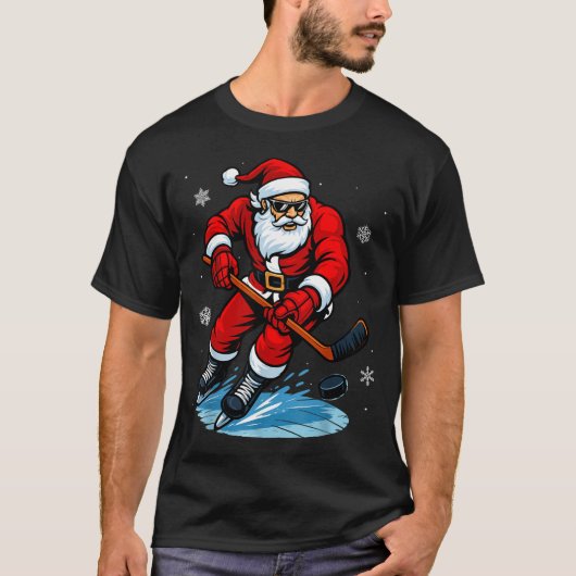 Santa Playing Ice Hockey Xmas Funny Christmas Hock Tシャツ (正面)