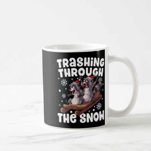 Santa Racoon Trashing Through The Snow Cute Christ コーヒーマグカップ (右)