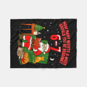 Santa Reading 67 Cat Christmas Six Seven Teacher B フリースブランケット (正面(横))