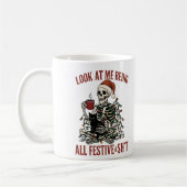 Santa Skeleton with Cat Holiday Snark コーヒーマグカップ (左)
