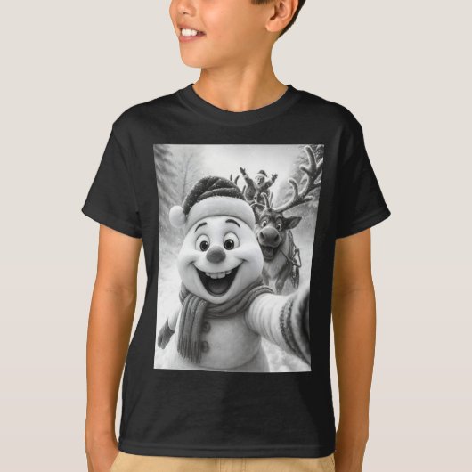 Santa Snowman Reindeer Taking A Selfie Photo Chris Tシャツ (正面)