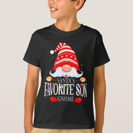 Santas Favorite Son Gnome Matching Christmas Paja Tシャツ (正面)