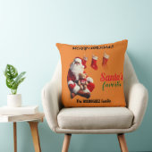 Santa's Favorite Throw Pillow クッション (椅子)