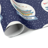 Santa's Sleigh In Korea Snow Globe (パーソナライズされた) ラッピングペーパー (ロールコーナー)