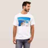 Santoriniの島-カルデラ、ギリシャ Tシャツ (正面フル)