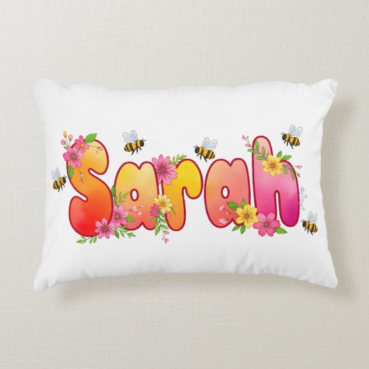 Sarah - Personalized Bee Pillow アクセントクッション (正面)
