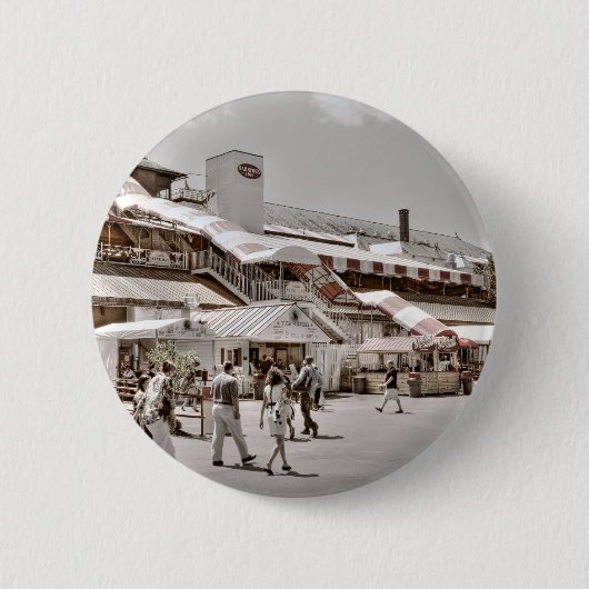 Saratoga 1864年 缶バッジ (正面)