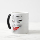 Sarcastic Women Face with Red Lips モーフィングマグカップ (正面左)