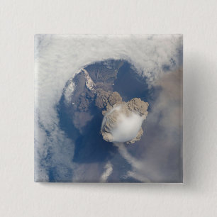 Sarychevの火山2の噴火 缶バッジ