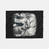 Sasquatch 67 Christmas Tree Funny Santa Bigfoot フリースブランケット (正面(横))