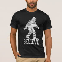 SASQUATCH/BIGFOOTは(動揺してな) Tシャツを"信じます"